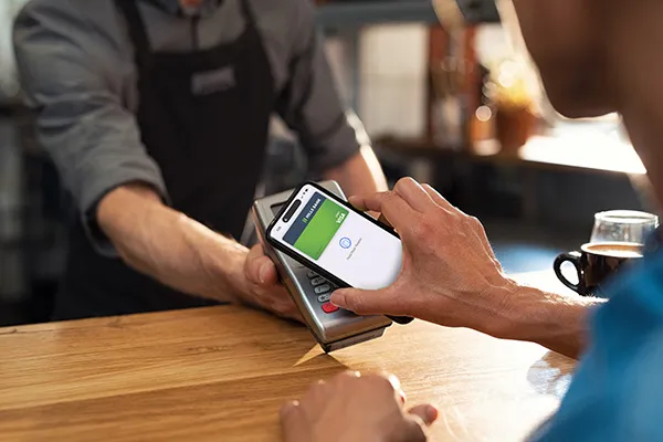 payment with smartphone